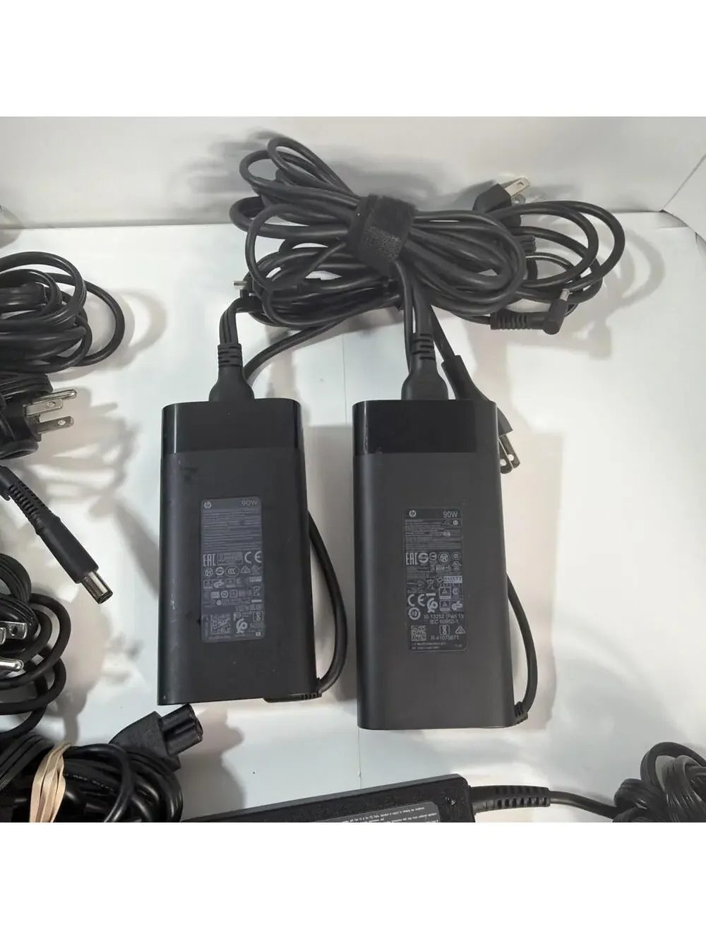 Lot of 15 HP Laptop AC Adapters Power Supplies Mixed 45W 65W 90W OEM Chargers